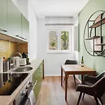 Arbio I Cozy Apartment Near Ku\'Damm With Parking