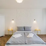 Nena Apartments Hermannplatz
