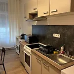Gemuetliches, Neues 2. Zimmer Apartment Am Ufer