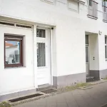 Spacious Apartment In Berlin Mitte For 6
