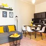 Modern 4 Bedroom Apartment In Berlin - Charlottenburg