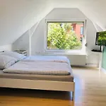 Ferienhaus Am Wasser - Citynah