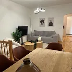Cozy Apartment At Bergmannkiez