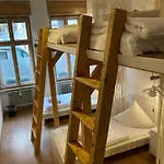 Minimal Hostel No 41