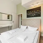 Primeflats - Apartment Langhans Berlin-Weissensee