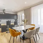 Elegant Apartment