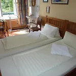 Hotel Pension Waizenegger Am Kurfuerstendamm
