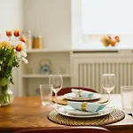 Homely Berlin - Cozy Studio, Modern, Near Theater & Kurfuerstendamm