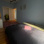 Stylish 2-Room Apartment With Balcony Next To East Side Gallery