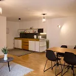 Madflats Hotel-Apartments S-Bahn Friedenau