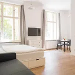 Homaris Apartments Frankfurter Allee