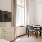Homaris Apartments Frankfurter Allee