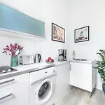 The Stralauer, 1 Bed Room Up To 2 People, Friedrichshain