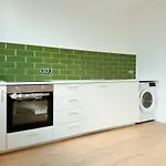 Helles Elegantes Zimmer In Berlin-Schoeneberg 12