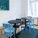 Generous Room In Central Berlin 4