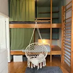 Luxury Townhouse With Garden - A Central Oasis