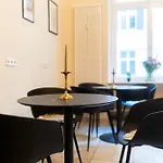 Jomi Stays Unterkunft Funkturm