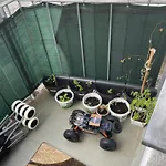 Dikmen Urban Wall Loft