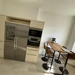 Altbauwohnung Im Herzen Berlins