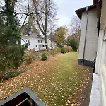 Einzimmerwohnung In Der Naehe Kudamms Und Location Gruenewald