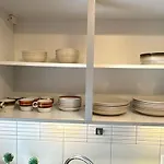 3 Zim Apartment - Bis 9 Per - In Berlin Rudow