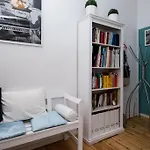 Valentina Apartment, Berlin Center!