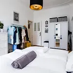 Valentina Apartment, Berlin Center!