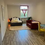 Happy Home Shared Apartment