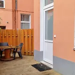 Green Apartment Km2 Xl Studio With Terrace