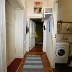 2 Zimmer Wohnung Im Herzen Neukoellns