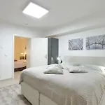 S31 - Room 22 Apartment Bergmannstrasse Back
