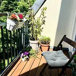 Sunny Rooftop Apartment Near Tempelhofer Feld