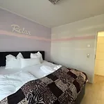Wohnung Mit Garten Und Whirlpool