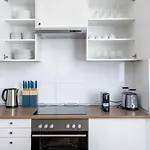 4Bdr Lovely Apartment Close To Everything
