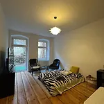 Cosy Room With Private Garden In P-Berg