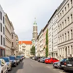 Berlin Mitte I 2 Doule Beds I Fast Wifi