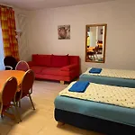 Parkview Apartment 1