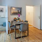 Greatstay - Stralauer Allee 17C