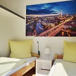 Club Lodges Berlin Mitte