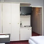 Berlin Plaza Hotel Am Kurfuerstendamm
