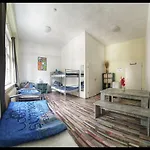 Hostel 199