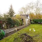 Cottage Near Centrum, Paradise