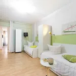 Schoenes 2-Zimmer-Apartment In Kollwitzplatz-Naehe