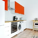 Swine By Rockchair Apartments L Superhost Status L Cozy Family & Business Flair In City Center \