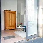 Swine By Rockchair Apartments L Superhost Status L Cozy Family & Business Flair In City Center \