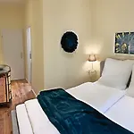 Glorious Cloud Apartment