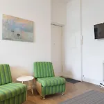 Stylish & Cosy Apartment In Berlin, Wifi