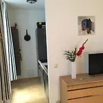 1-Zimmer-Apartment Mitten Im Friedrichshain