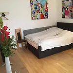 1-Zimmer-Apartment Mitten Im Friedrichshain