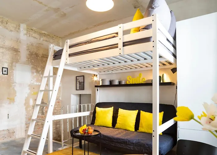 Shabby Chic Apartment +Freshly Furnished +Self Check-In